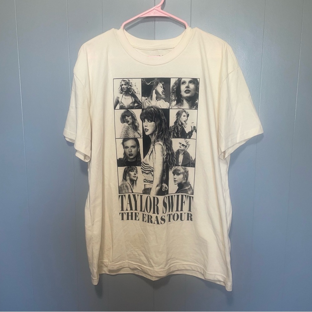 Taylor Swift The Eras Tour Beige Cream T-Shirt Short Sleeve Large